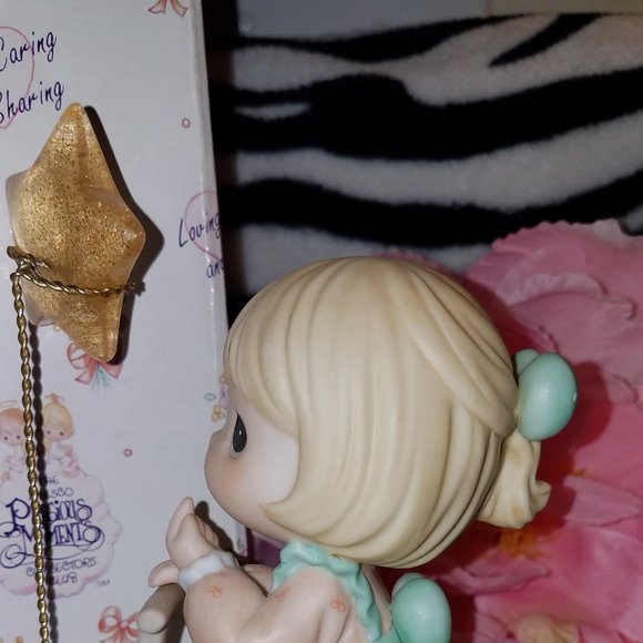 PRECIOUS MOMENTS Wishing You A World Of Peace - Picture 2 of 9